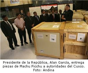 Piezas de Machu Picchu son entregadas a autoridades cusqueñas
