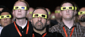 Espectadores de una película en 3D
