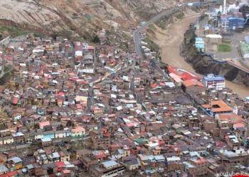 Vista general del pueblo de La Oroya en Junín