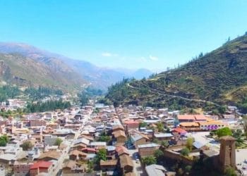 Vista panorámica del distrito de Chalhuanca en Apurímac