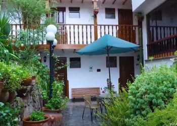 Vista del patio interior del Hotel Rumi Punku en Cusco
