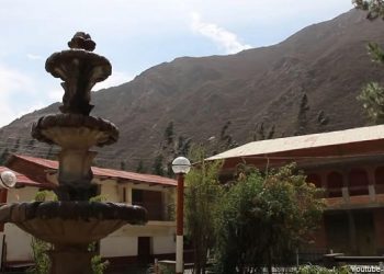 Visa de parte de la pileta de la Plaza de Armas de Picoy