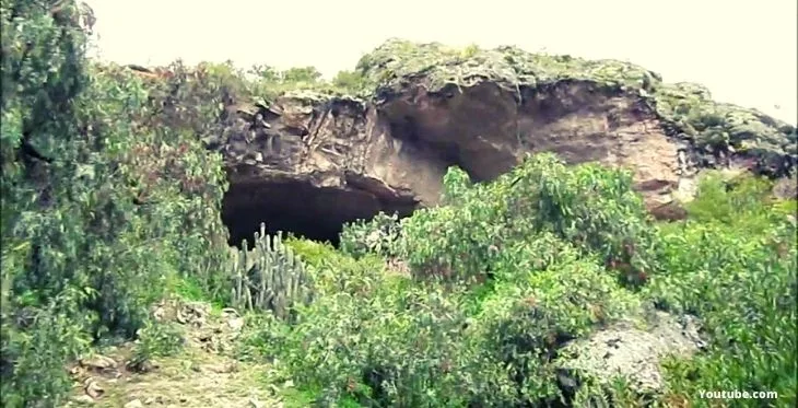 Imagen de la cueva de pikimachay en Ayacucho