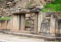 El Pórtico de las Falcónidas en Chavín de Huántar