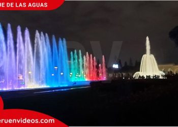 Espectáculo de luces en el agua en el Parque de las Aguas