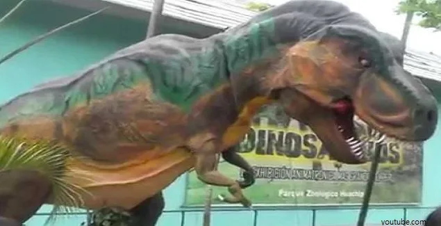 Dinosaurios en el Zoológico de Huachipa, en Lima