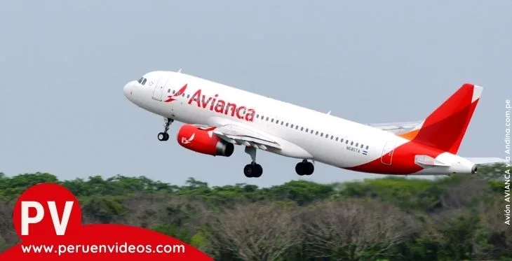 Avión de Avianca en pleno despegue