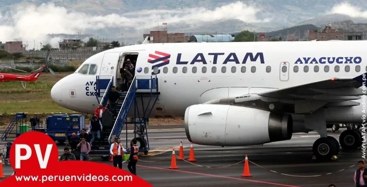 Avión de LATAM Perú en el post sobre vuelos con tarifa flexible
