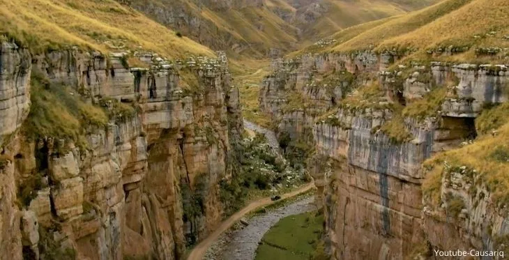 Imagen desde un dron del Cañón de Shucto en Junín