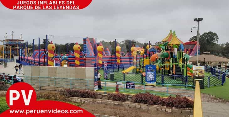 Vista general de los juegos inflables en medio de la laguna artificial del Parque de las Leyendas