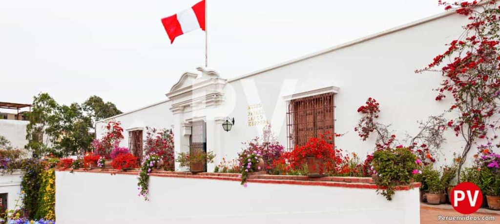 Parte frontal del Museo Larco de Lima